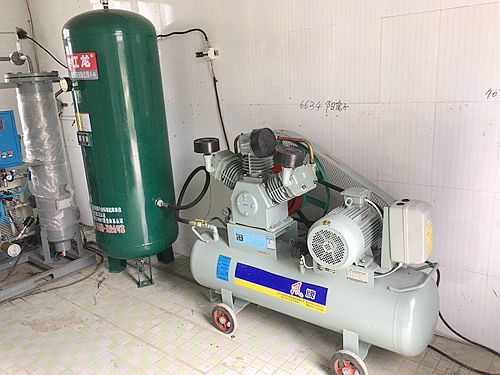 長沙湘麓環(huán)?？萍加邢薰?長沙湘麓臭氧機(jī),長沙食品廠臭氧消毒機(jī),長沙臭氧發(fā)生器,污水處理臭氧設(shè)備